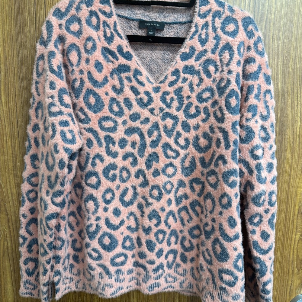 Ann Taylor Pink and Gray Leopard V-Neck Sweater